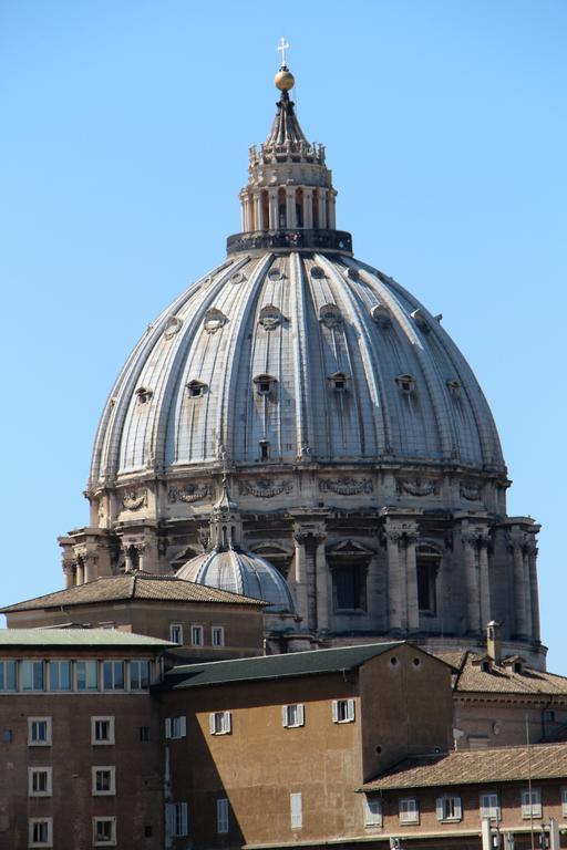 La Rosa Del Vaticano Luxury Apartment Róma Kültér fotó