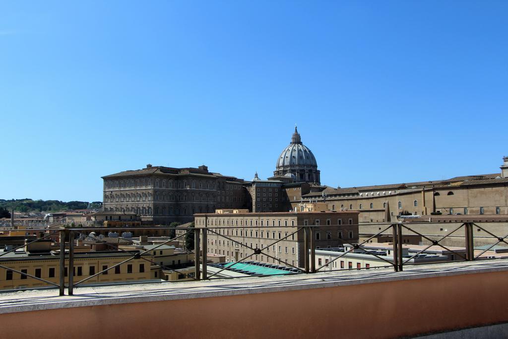 La Rosa Del Vaticano Luxury Apartment Róma Kültér fotó