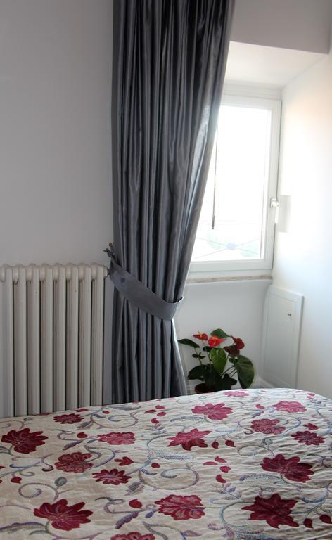 La Rosa Del Vaticano Luxury Apartment Róma Kültér fotó