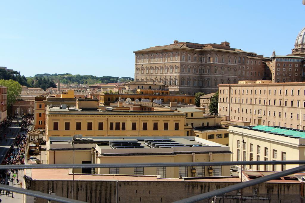 La Rosa Del Vaticano Luxury Apartment Róma Kültér fotó